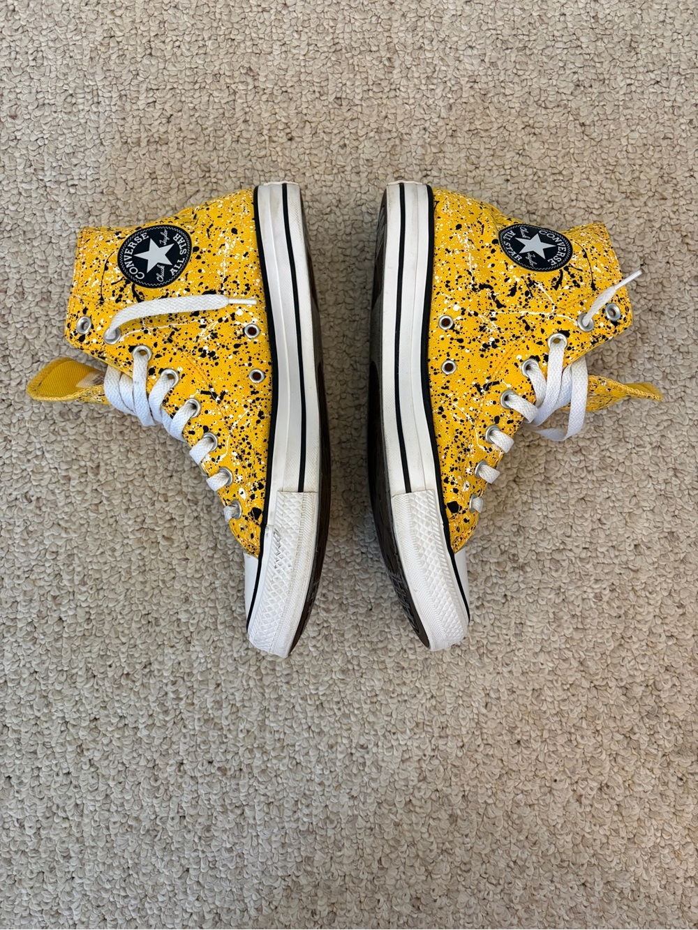 Great Condition Men’s Converse Allstars